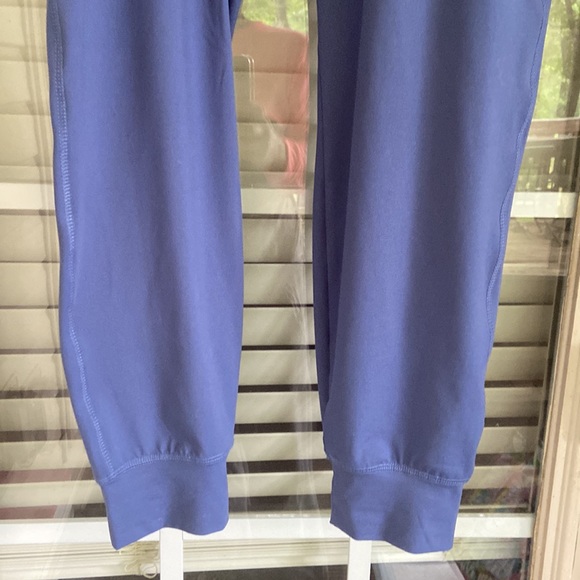 NWOT FABLETICS JOGGERS - Picture 3 of 7